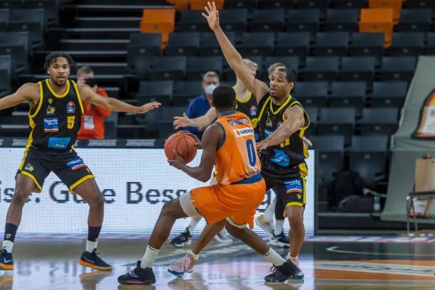 摆在一起 摆在一起