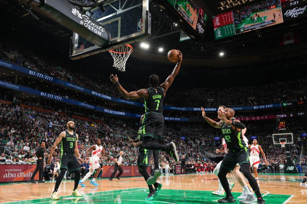 时动情落泪 时动情落泪