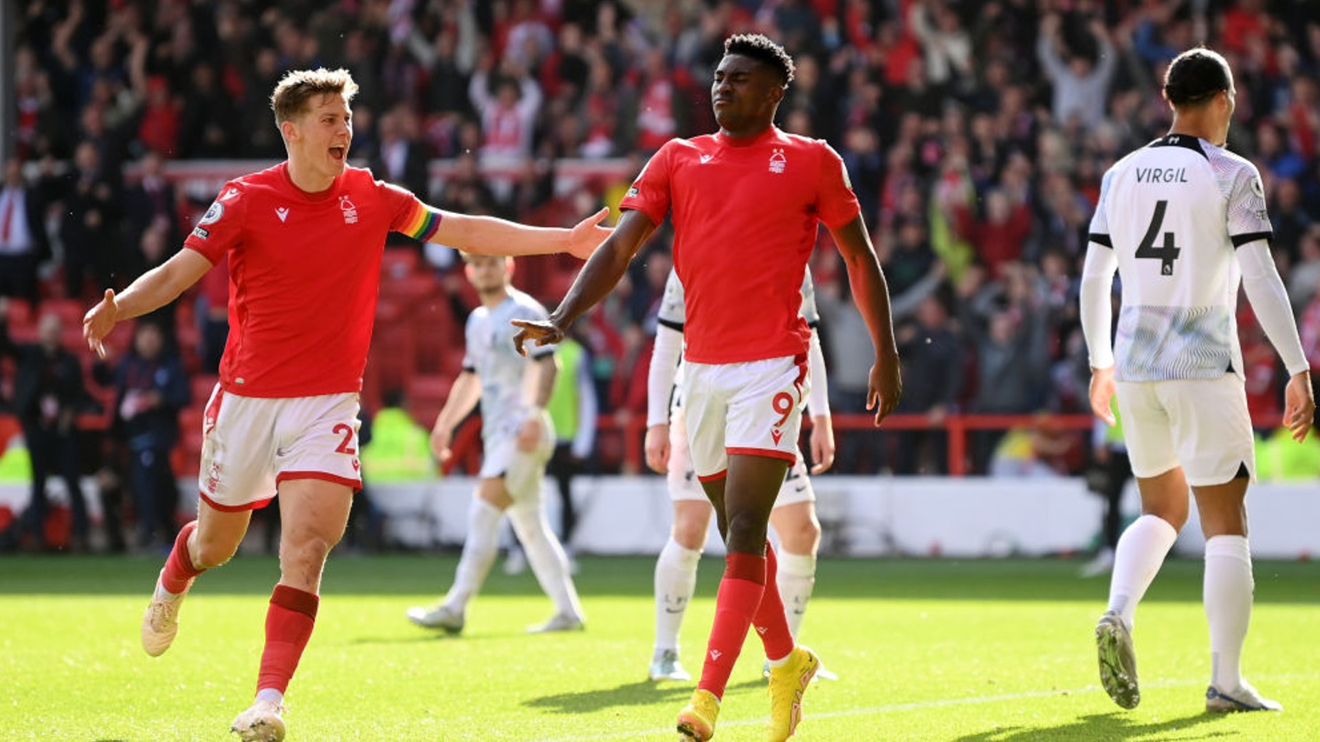 非个人英雄 非个人英雄