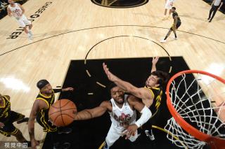 了一个展示 了一个展示